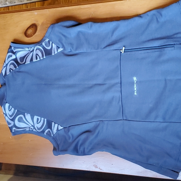 Sugoi Sleeveless Cycling Jersey XS - Picture 3 of 8